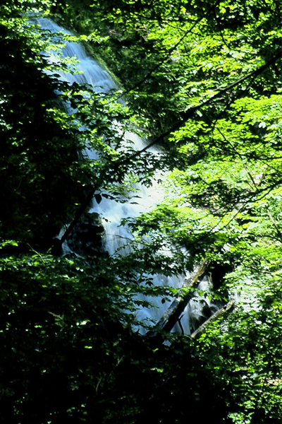 Roaring Brook Falls, Connecticut